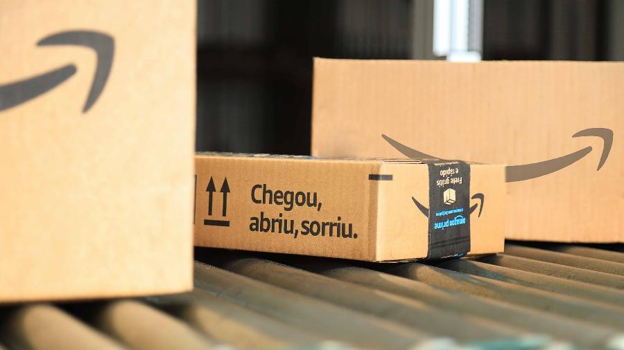 caixas-da-amazon-no-centro-logistico-em-salvador-ba-1765387665820_v2_900x506